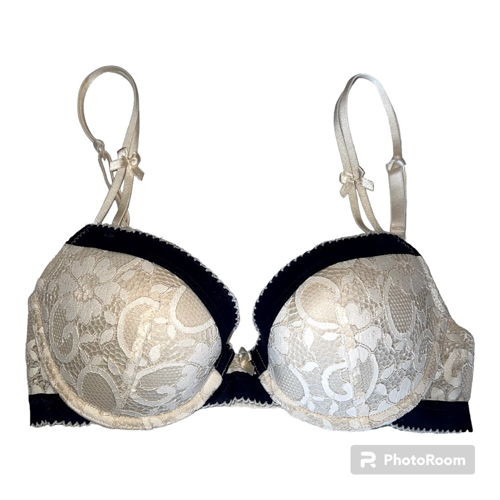 ADORE ME Ivory Lace Push Up Balconette Bra Navy Blue Trim Sz 32D
